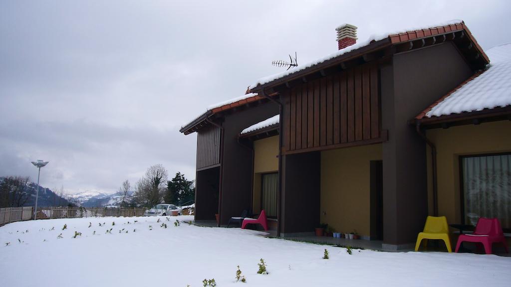 Apartamentos La Senda San Juan de Parres Esterno foto