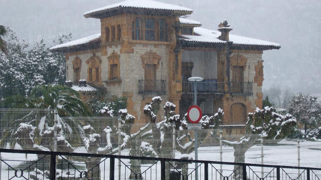 Apartamentos La Senda San Juan de Parres Esterno foto